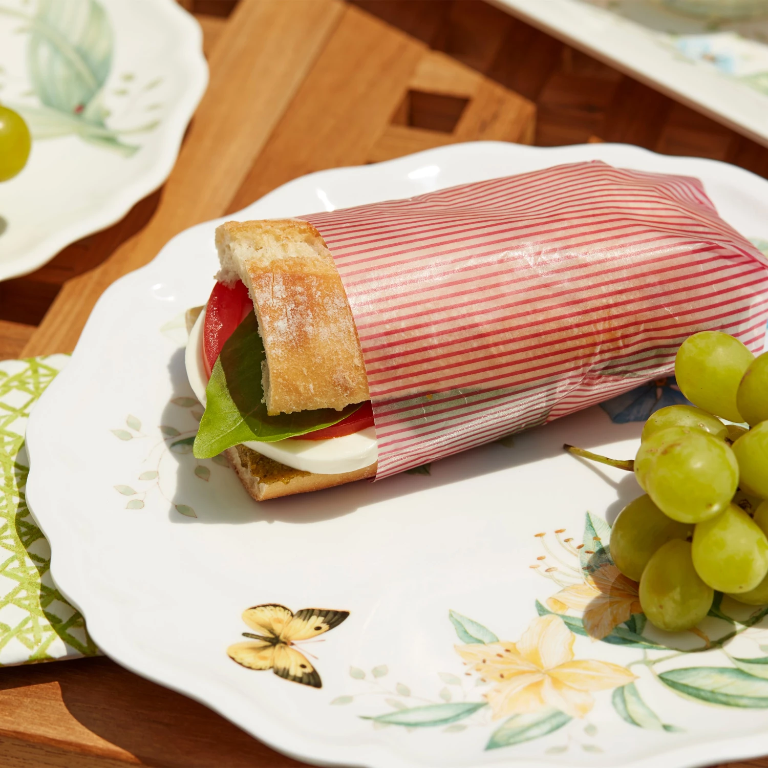 Lenox Butterfly Meadow Melamine® 4pc Dinner Plates 6 Lenox Butterfly Meadow Melamine® 4pc Dinner Plates - Image 4