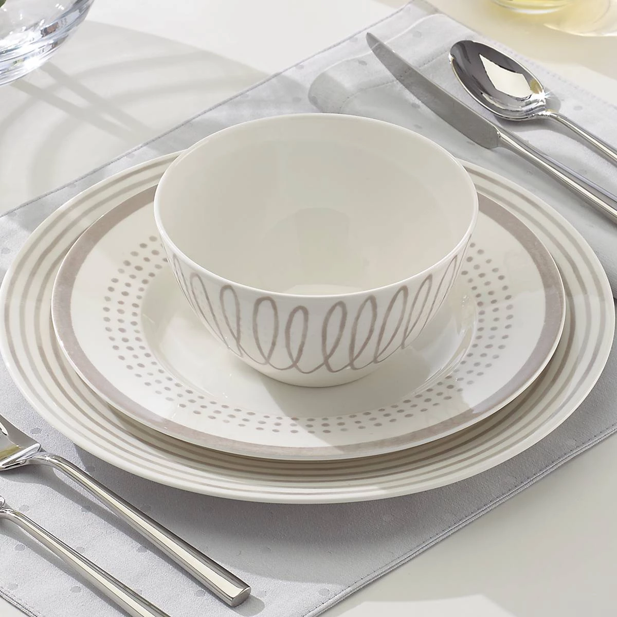 Kate Spade Charlotte Street East 4-piece Place Setting 9 Kate Spade Charlotte Street East 4-piece Place Setting - Image 7