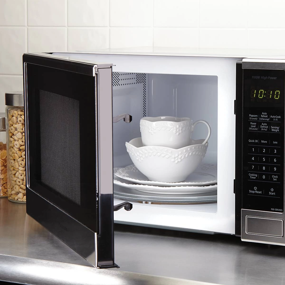 Lenox Chelse Muse Floral 12-Piece Dinnerware Set 4 Lenox Chelse Muse Floral 12-Piece Dinnerware Set - Image 2