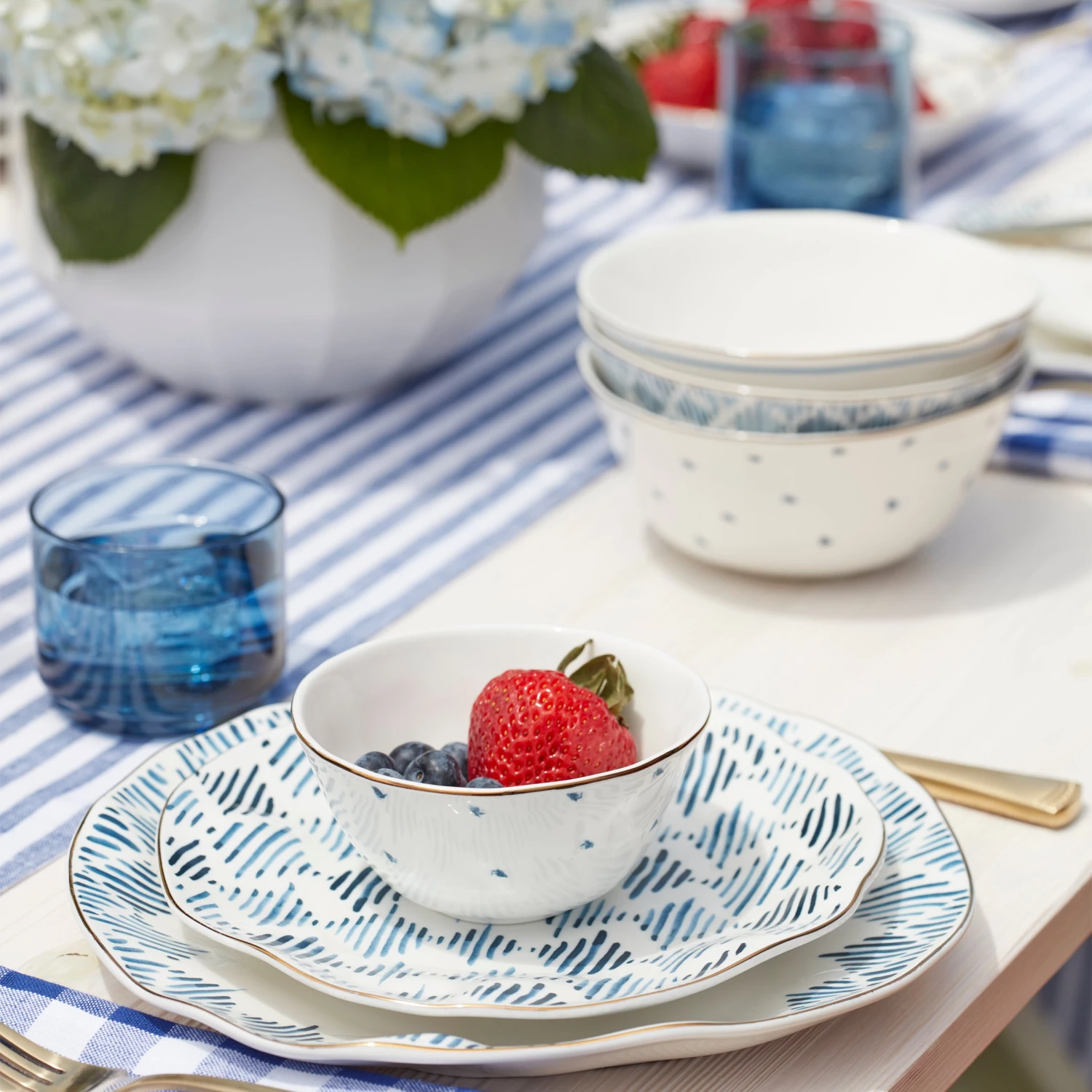 Lenox Blue Bay 4-piece Dessert Bowl Set 5 Lenox Blue Bay 4-piece Dessert Bowl Set - Image 3