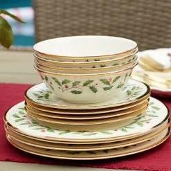 Lenox Holiday 12-Piece Plate & Bowl Set -lenox Store Online 893172 877880 894303 894304 894333 893875 893877 LHOL 22 FEA 18